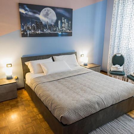 Elegant Apartment In Bergamo Center מראה חיצוני תמונה